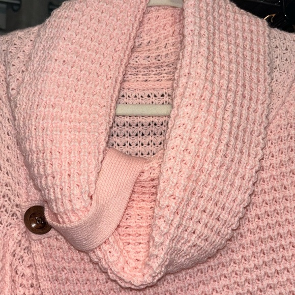 BNWOT crochet sweater - Picture 2 of 4